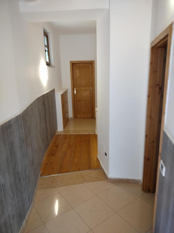 Relax House Apartment เทนโน ภายนอก รูปภาพ